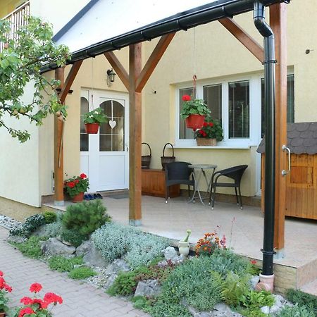 Ferienwohnung Privat Cerenica Belusa Exterior foto
